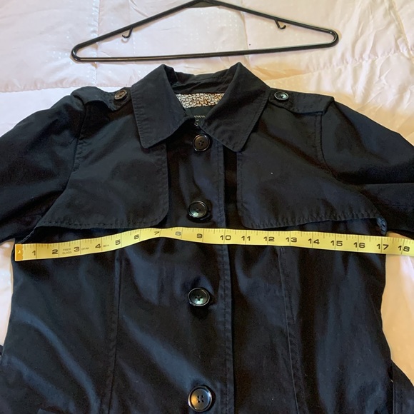 Banana Republic petite Trench Coat - Picture 8 of 16